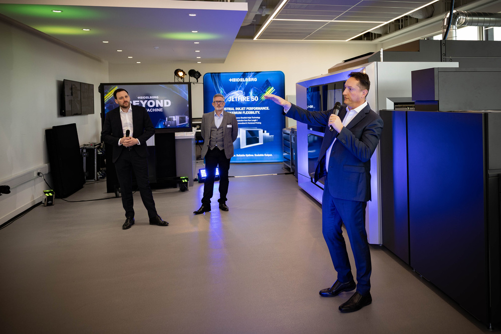 HEIDELBERG's BEYOND THE MACHINE event showcased the Jetfire 50 in live production at Stockley Park