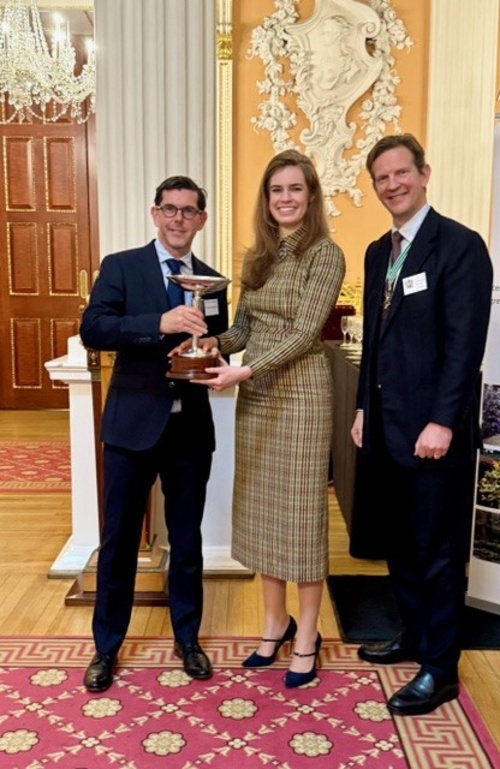 Stationers’ Hall Garden wins 2025 Flowers in the City Award